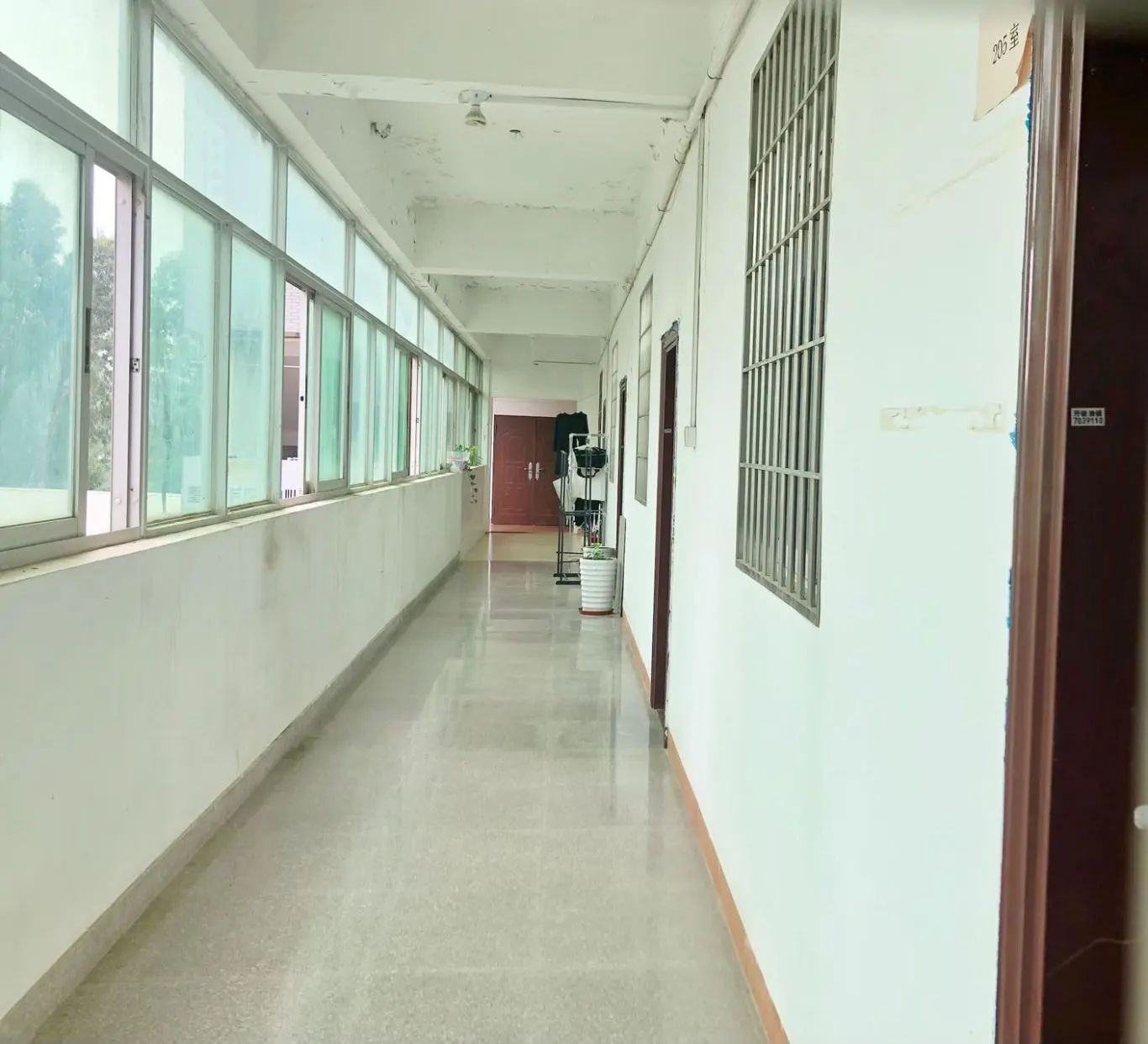 1748596460285607.jpg 21.jpg